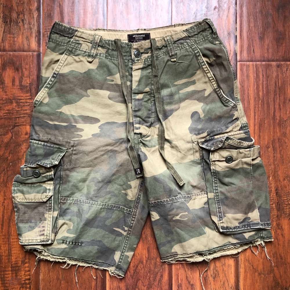 Abercrombie & Fitch VTG Camo Cargo Shorts